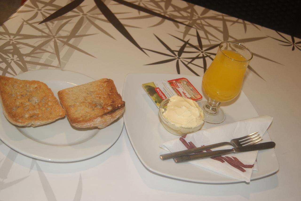 Pension Restaurante La Liebre Salamanca Luaran gambar